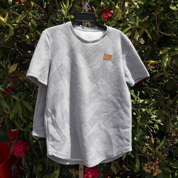 Geometric T-shirt and Short Set - Picture 2 of 11